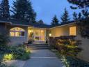 9-meridianvalley-241st-doubledoorentry-twilight