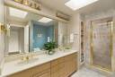27-meridianvalley-241st-walkinshower